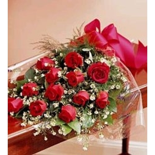 Box with 12 Roses